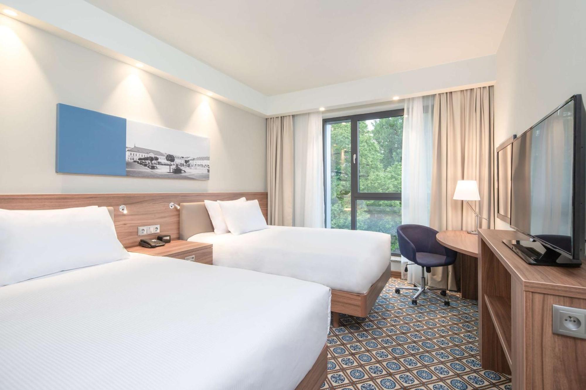 Hampton By Hilton Oswiecim Exterior photo