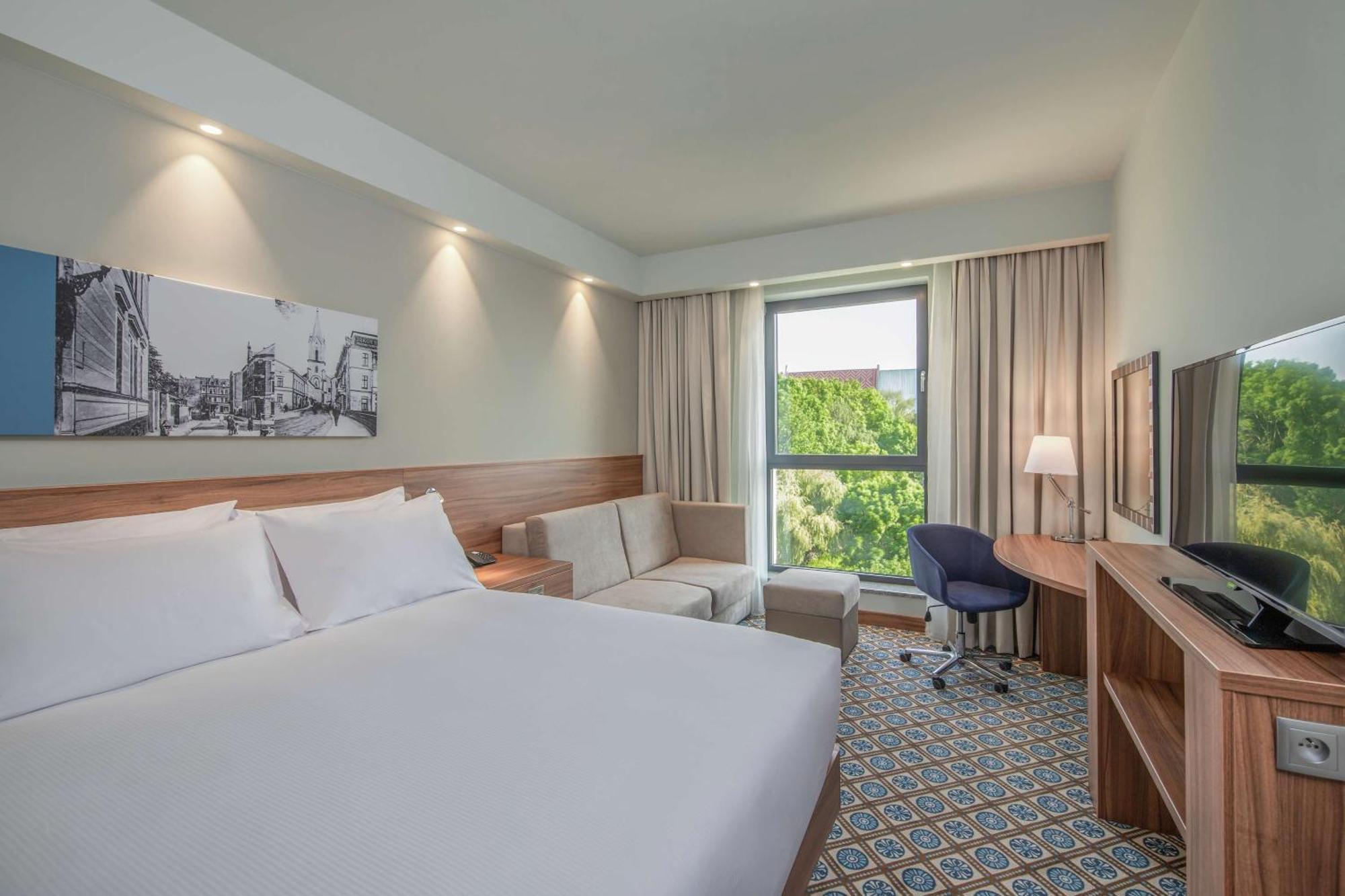 Hampton By Hilton Oswiecim Exterior photo