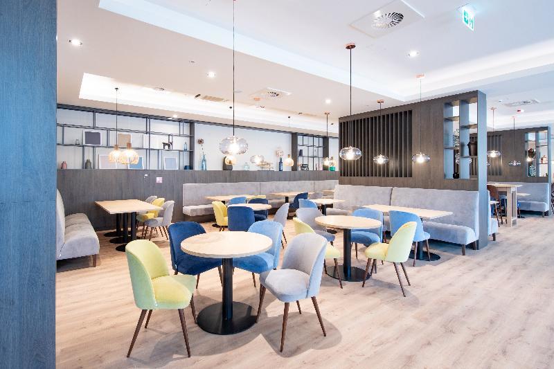 Hampton By Hilton Oswiecim Exterior photo
